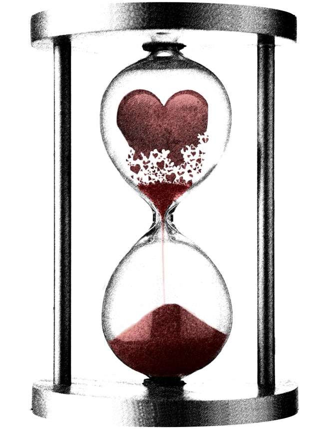crumbling_heart_hourglass_by_scribble14.jpg